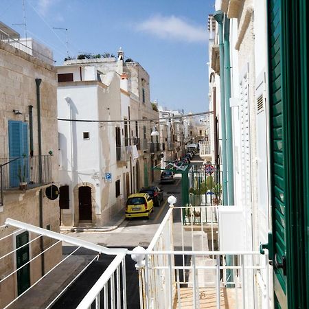 Allure 84 - Little Gem In The Heart Of The Old Town Полиньяно-а-Маре Экстерьер фото