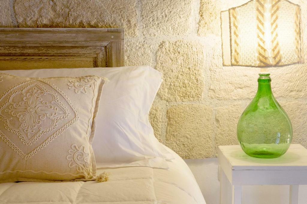 Allure 84 - Little Gem In The Heart Of The Old Town Полиньяно-а-Маре Экстерьер фото