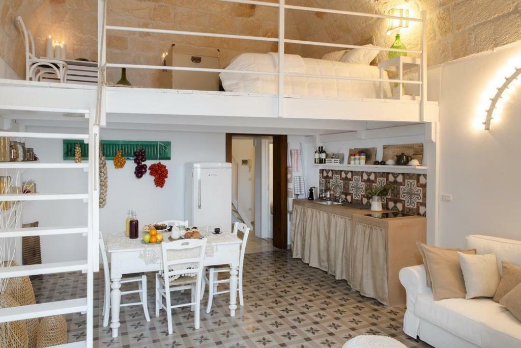 Allure 84 - Little Gem In The Heart Of The Old Town Полиньяно-а-Маре Экстерьер фото
