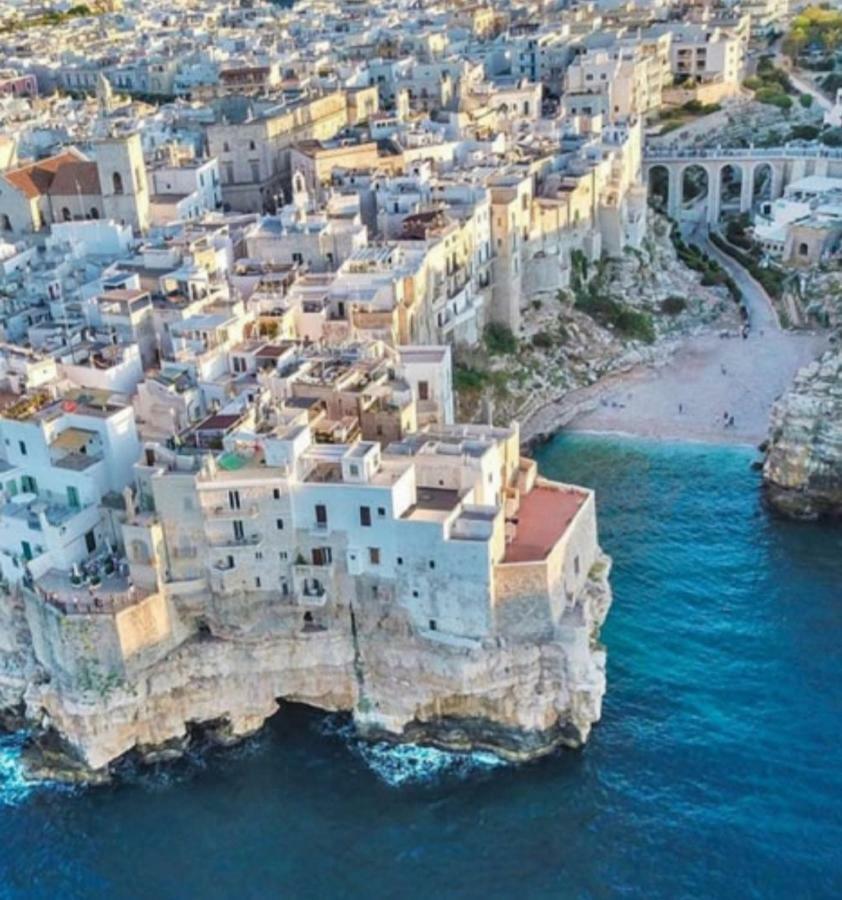 Allure 84 - Little Gem In The Heart Of The Old Town Полиньяно-а-Маре Экстерьер фото